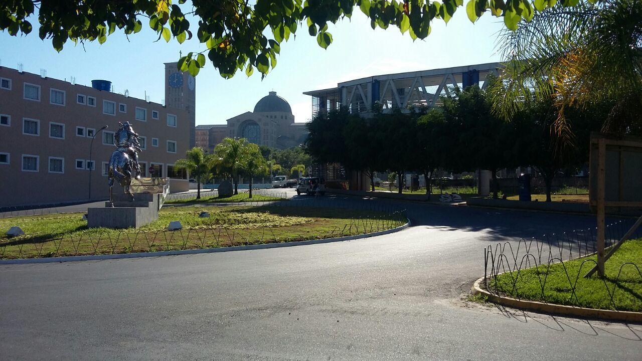 Hospedaria Servos De Maria Aparecida  Exterior photo